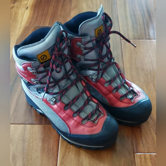 Scarpa Charmoz Red and Gray Mountaineering Boots - Picture 2 of 7